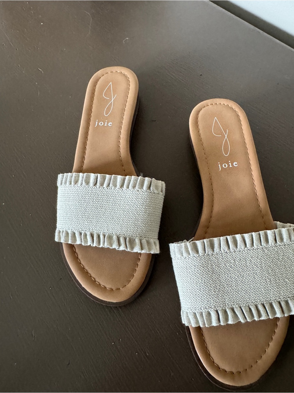 Joie Ruffle Slide Sandals in Cream and Tan